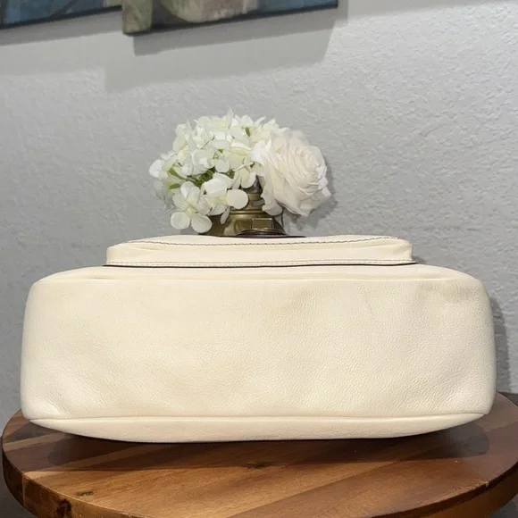 COACH Legacy 1127 65th Anniversary Shoulder Bag Off-White Cream Vachetta Leather - Picture 13 of 16